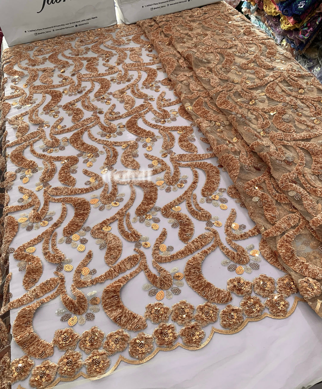 Amira (5 yards)
