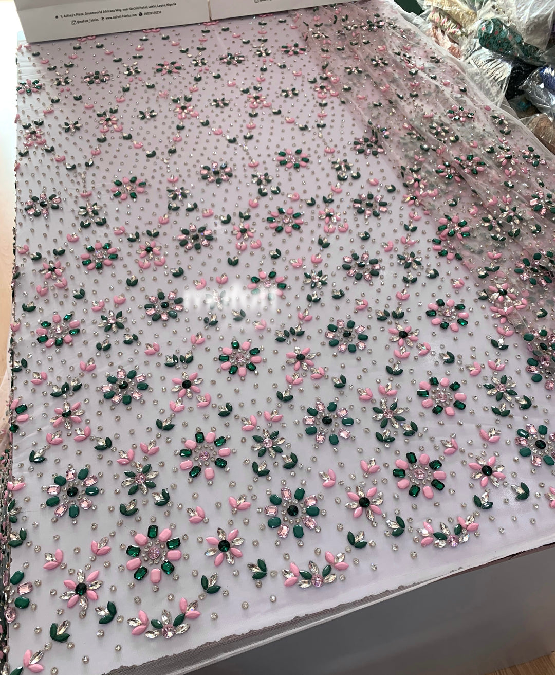 Veri 2 - Price is for 4 yards
