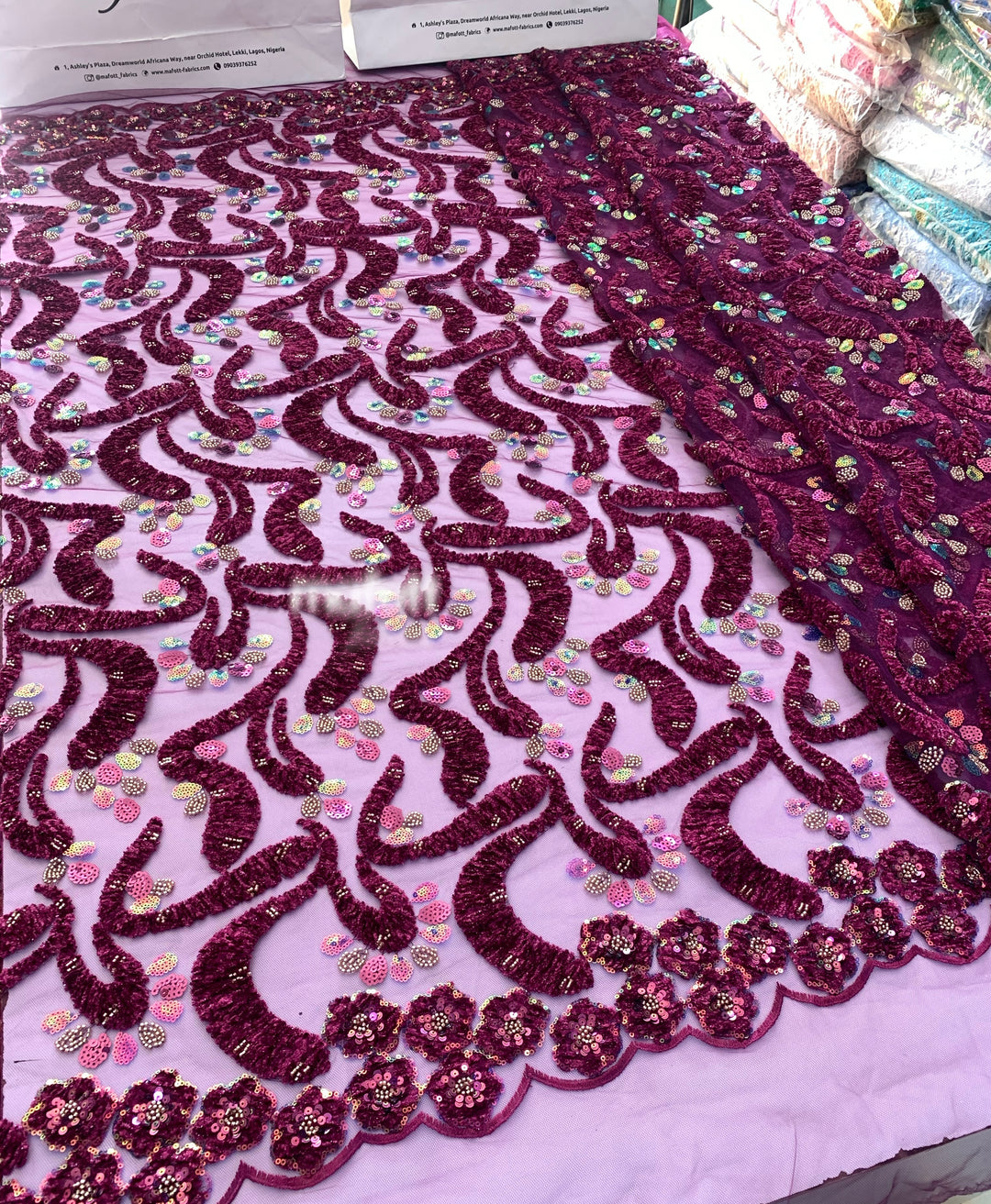 Amira (4 yards)