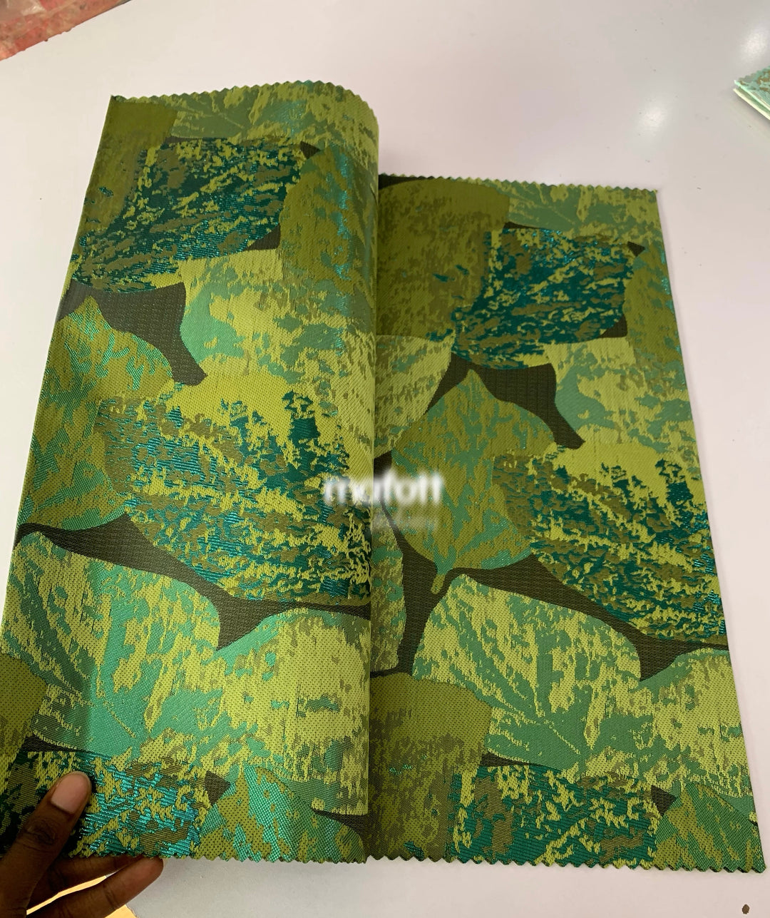 Royal Gele 4 - Price is for 1 piece