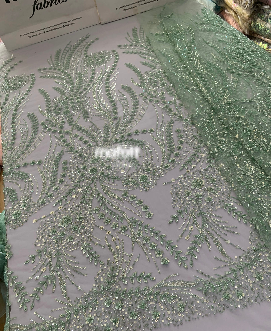 Vera Lux (2.75 yards)