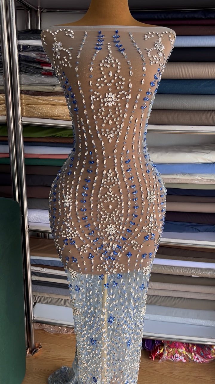 Crystal 650 (4 yards)