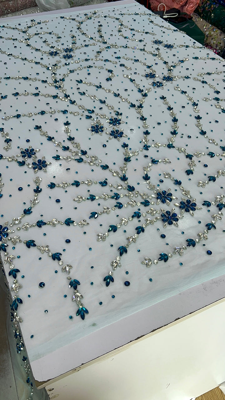 Crystal 2080 (4 yards)