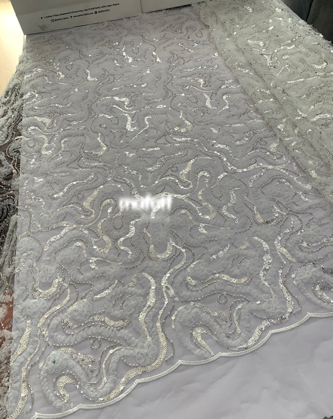 Nike (5 yards)