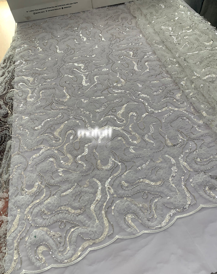 Nike (5 yards)
