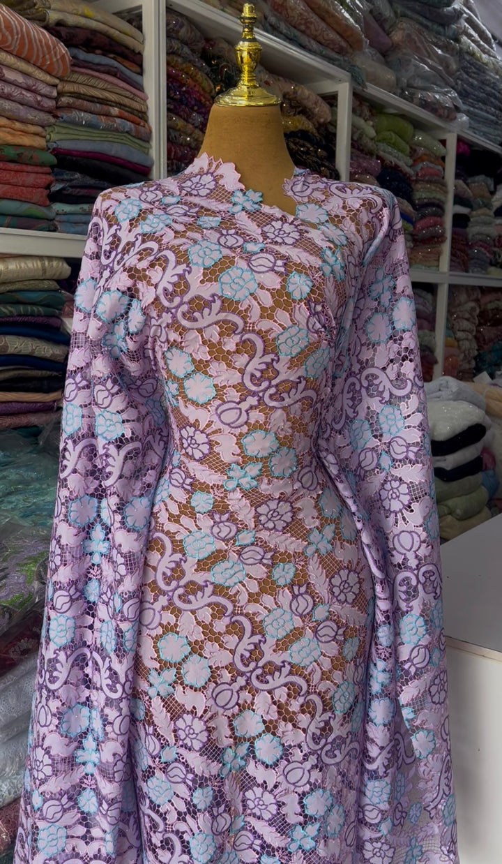 Belinda (2.5 yards)