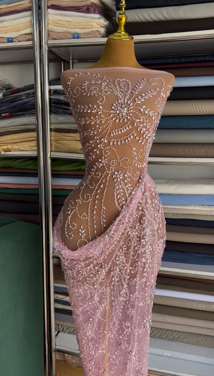 Crystal 700 (4 yards)