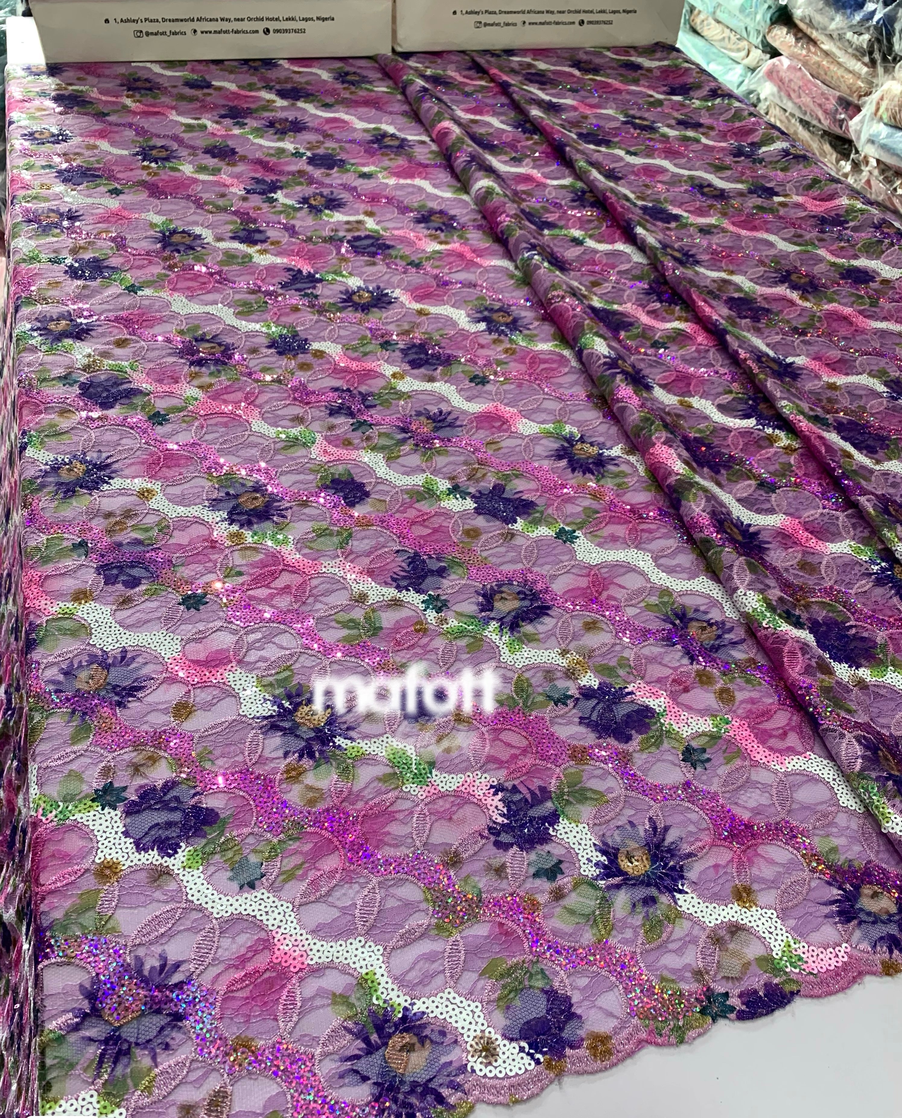 Floral BQ - Price is for 4 yards