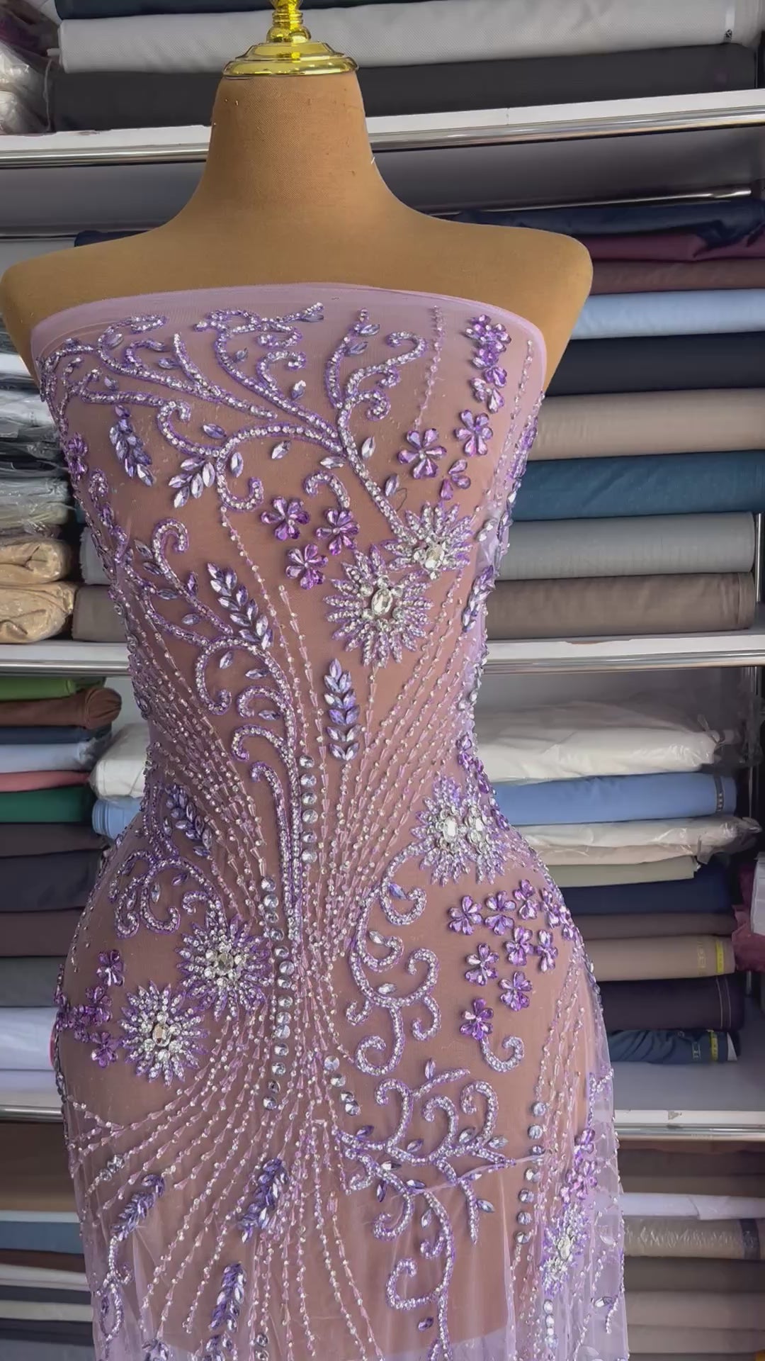 Crystal 550 (4 yards)