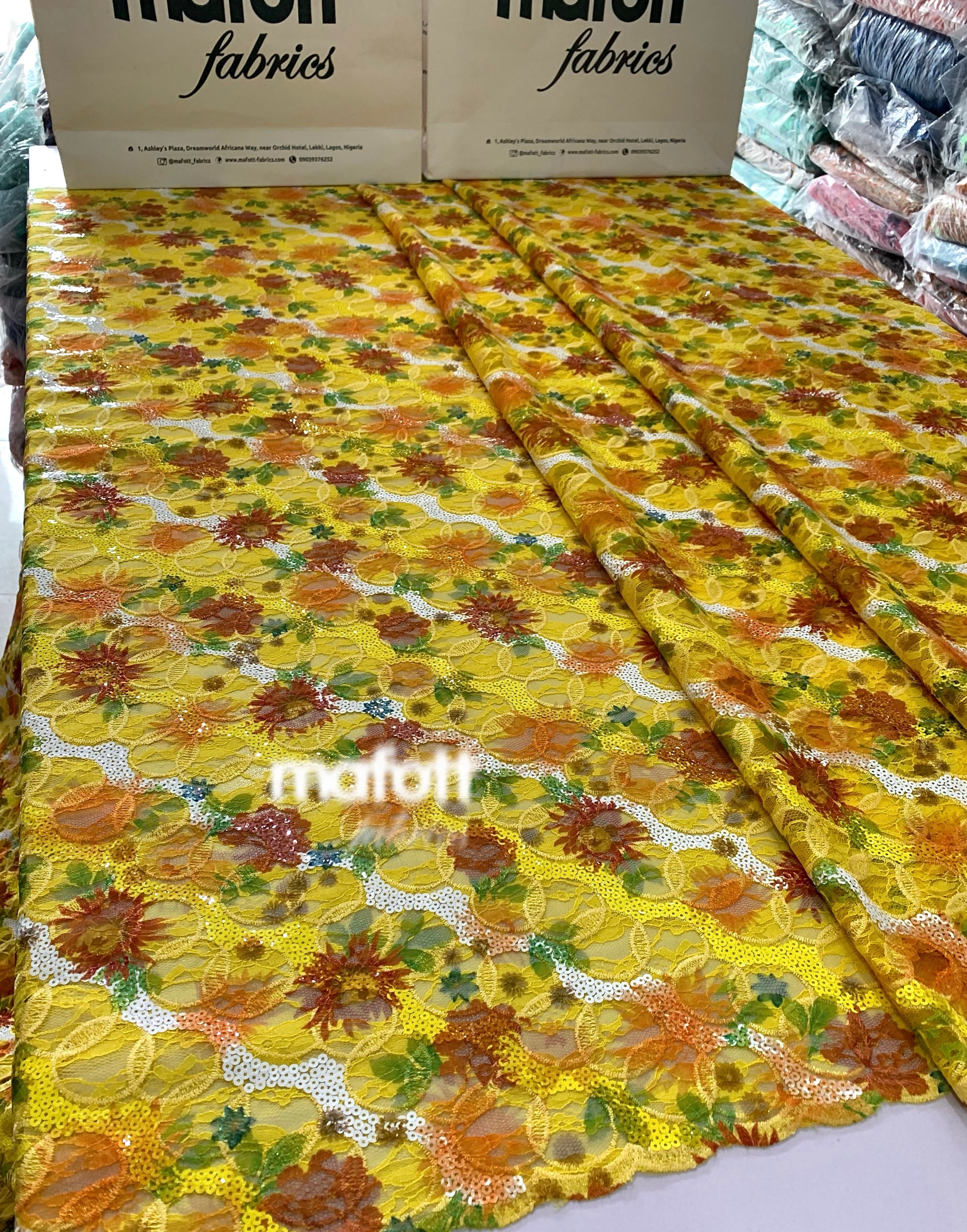 Floral BQ - Price is for 1 yard (Minimum is 3 yards)